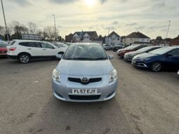 
										Toyota Auris 2008 full									