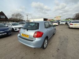 
										Toyota Auris 2008 full									