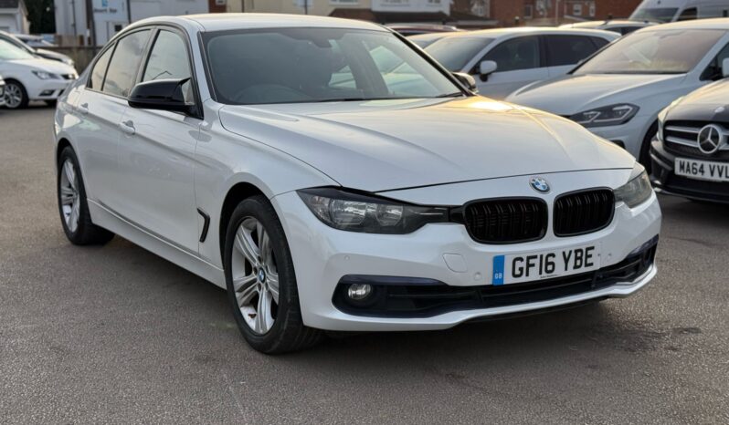 
								BMW 3 Series Sport (2016) full									