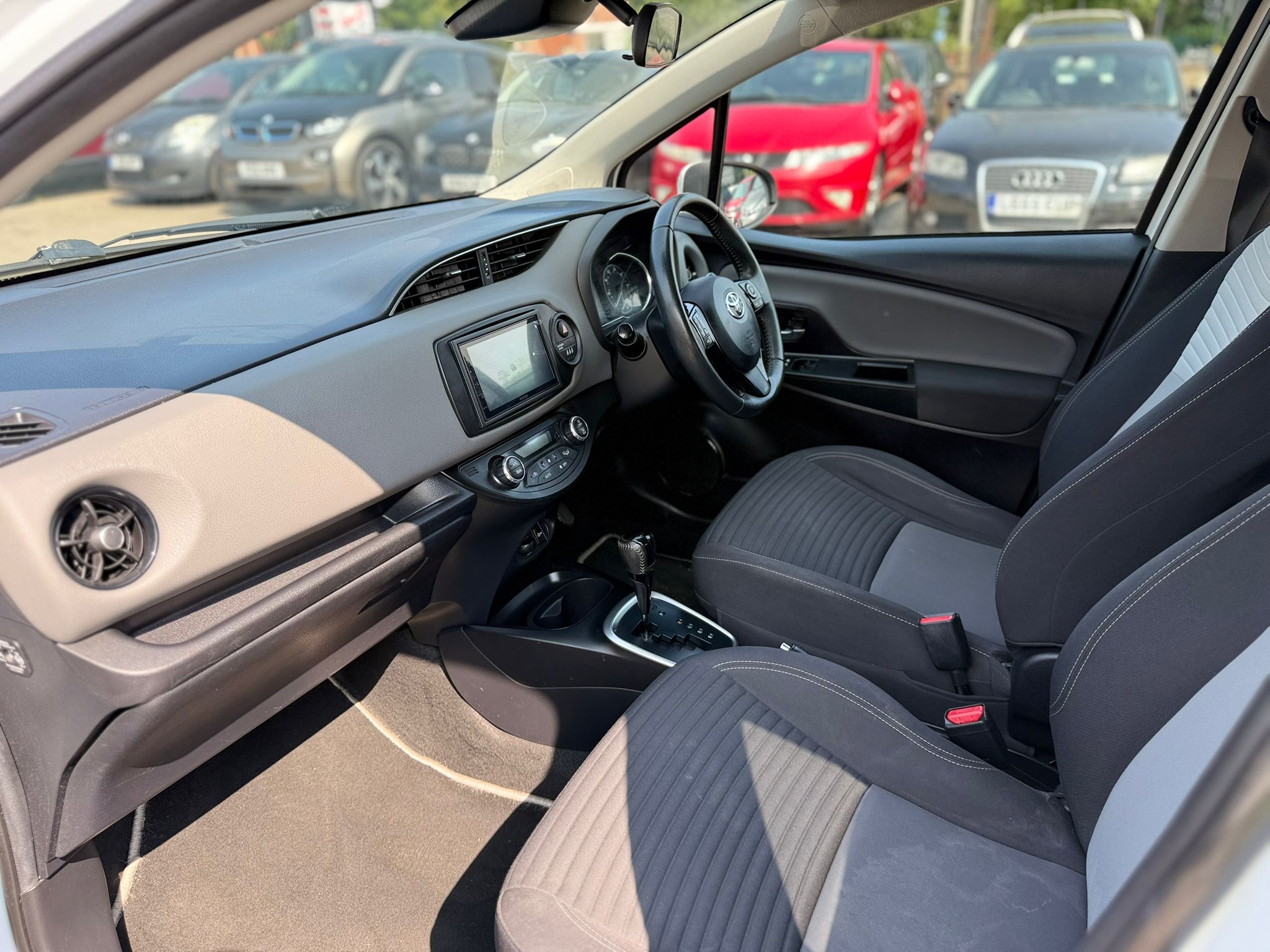 Toyota Yaris Icon (2017)