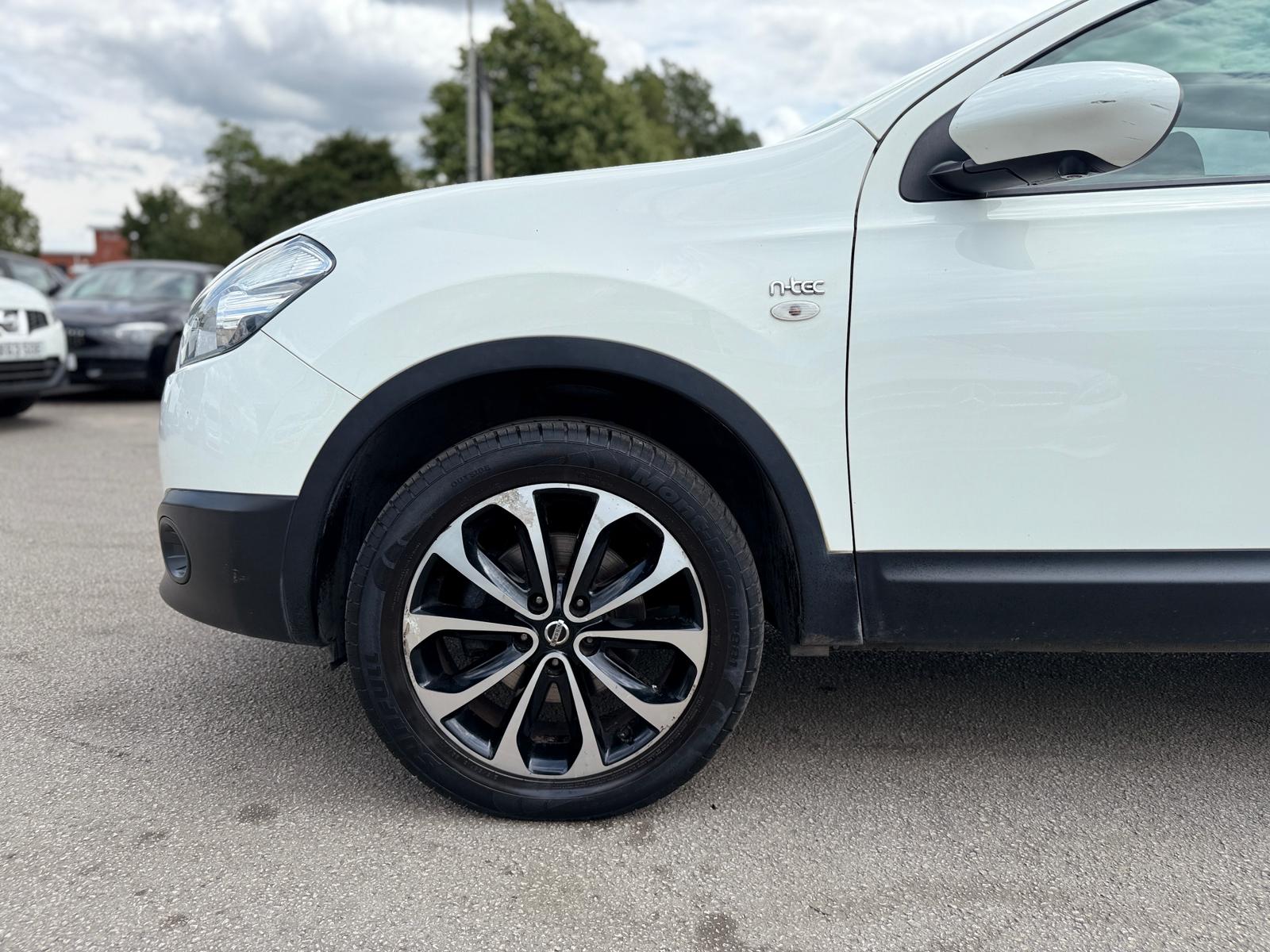 Nissan Qashqai+2 n-tec+ (2013)