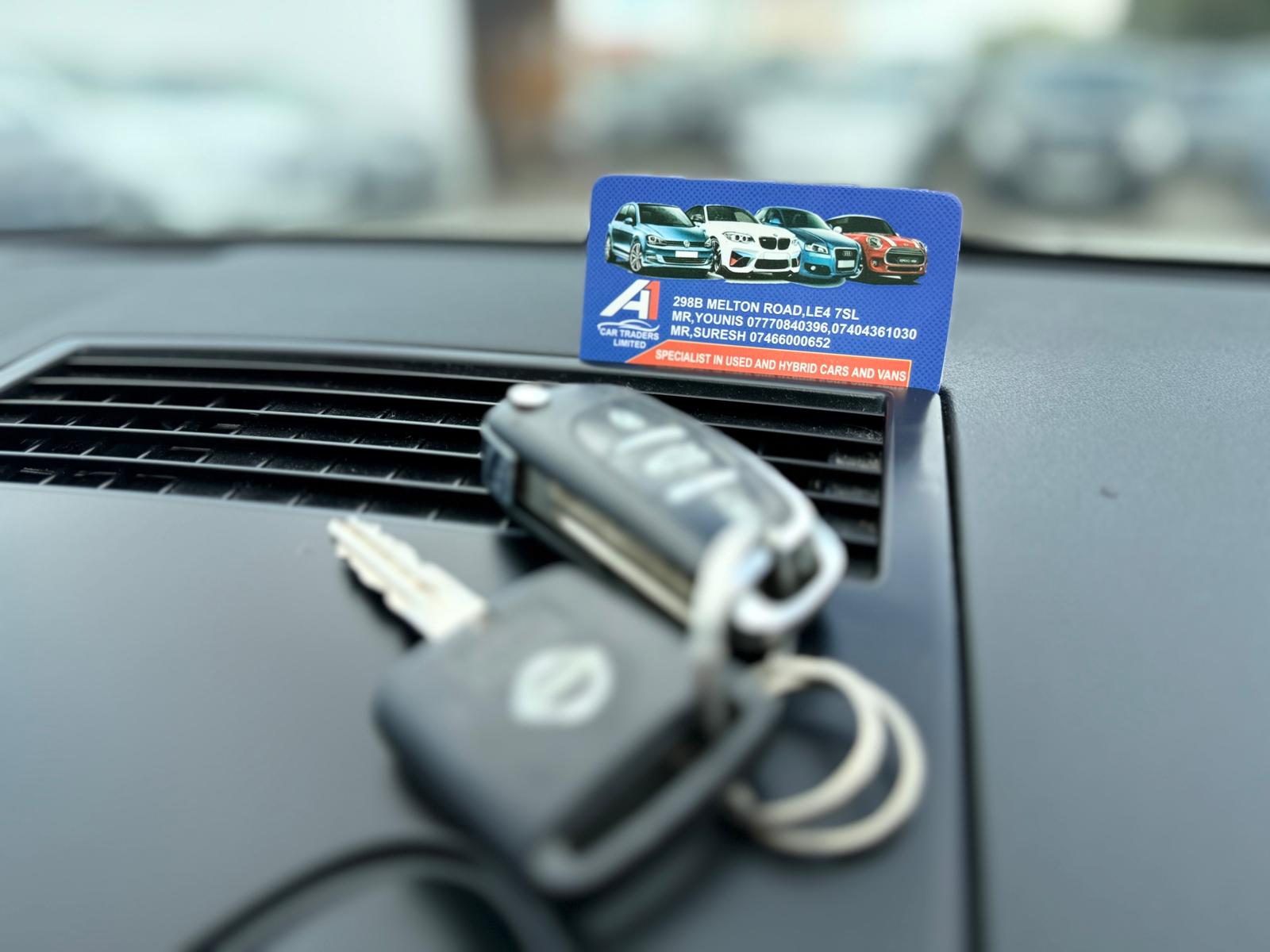 Nissan Qashqai+2 n-tec+ (2013)