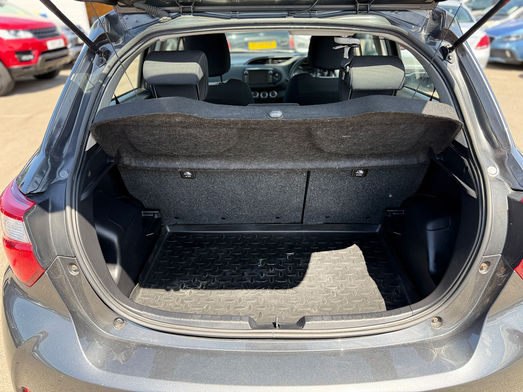 Toyota Yaris Icon Tech (2019)