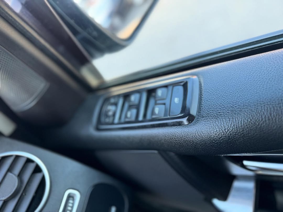 Land Rover Discovery 4 GS (2011)