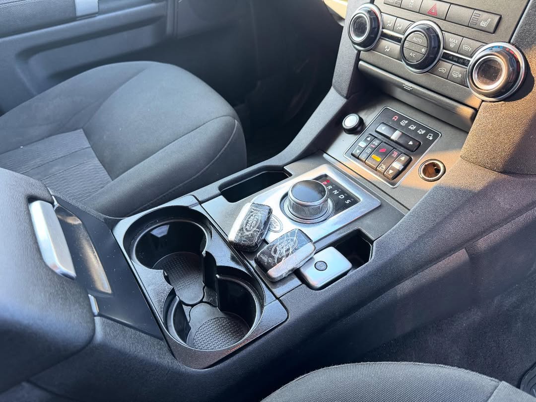 Land Rover Discovery 4 GS (2011)