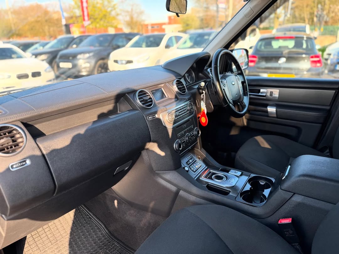 Land Rover Discovery 4 GS (2011)