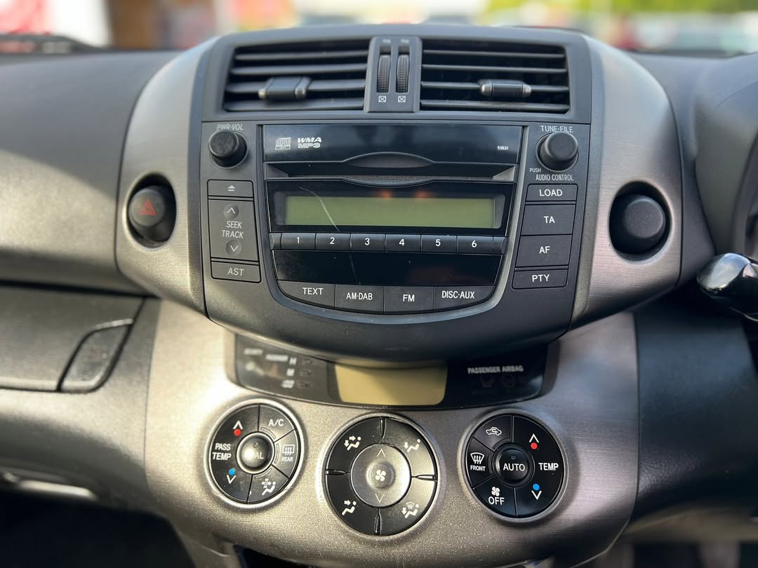 Toyota RAV4 XT-R (2011) – 2.2 D-4D Manual (150 PS)