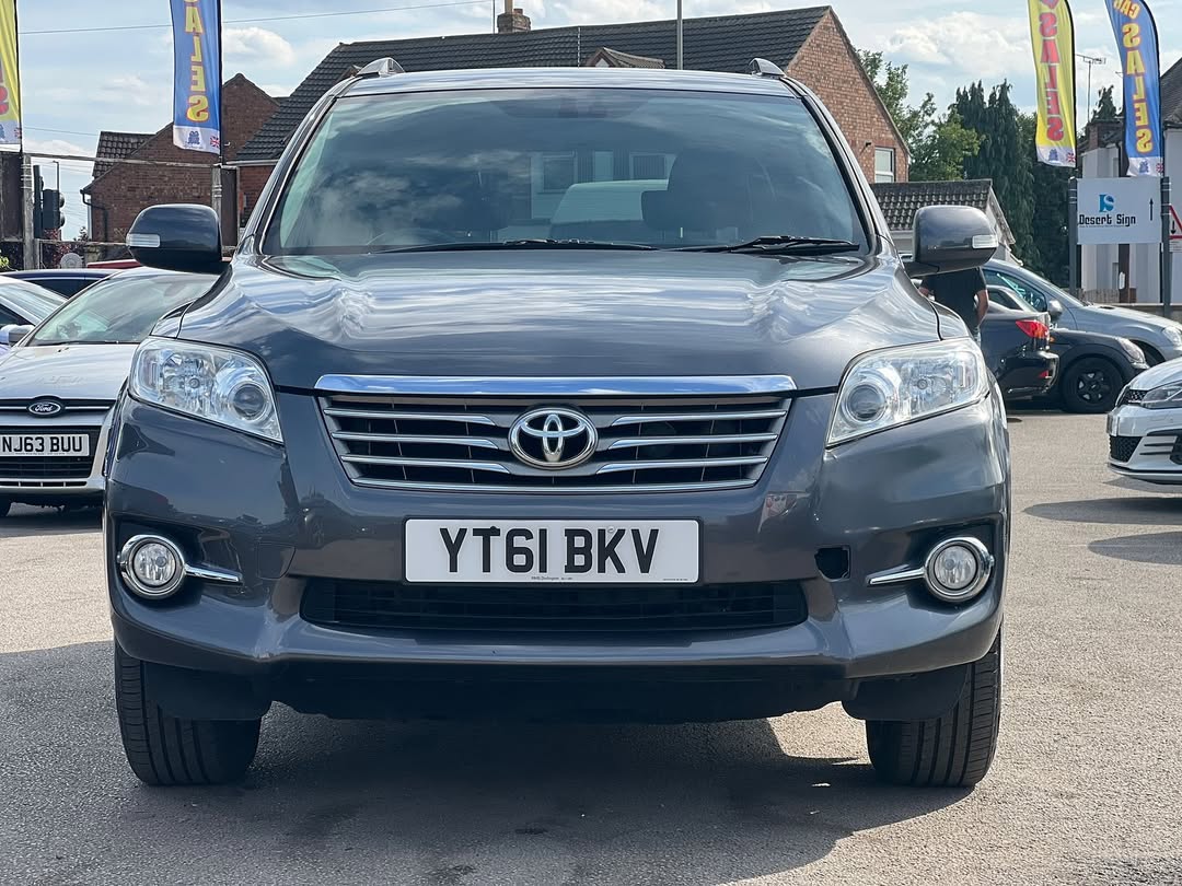 Toyota RAV4 XT-R (2011) – 2.2 D-4D Manual (150 PS)