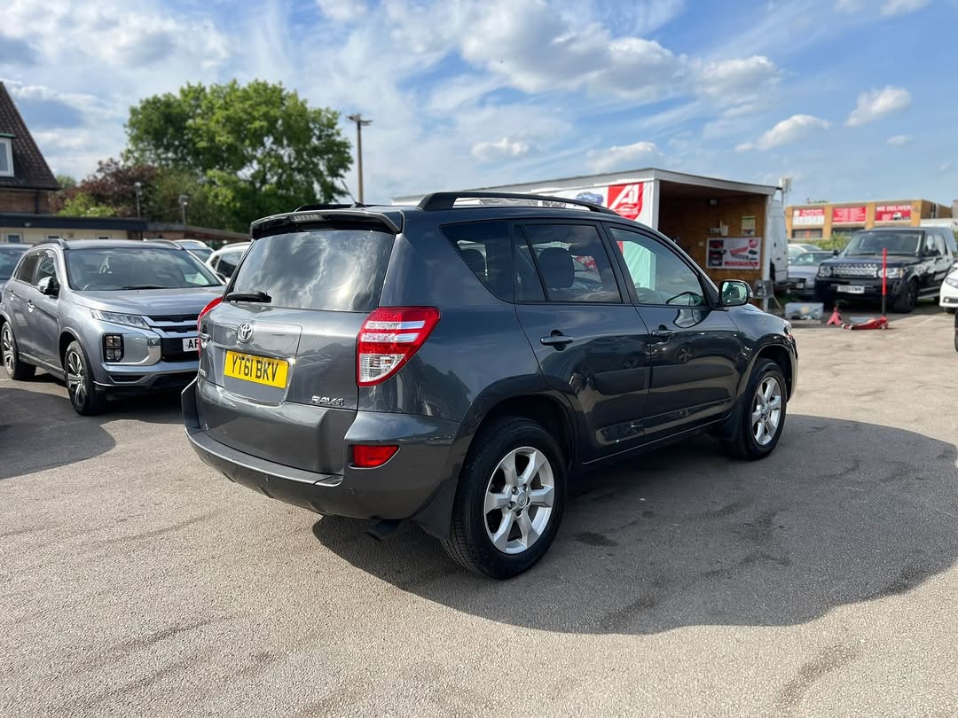 Toyota RAV4 XT-R (2011) – 2.2 D-4D Manual (150 PS)