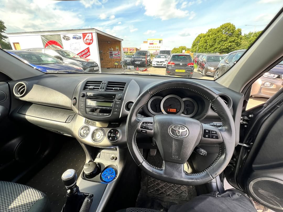 Toyota RAV4 XT-R (2011) – 2.2 D-4D Manual (150 PS)