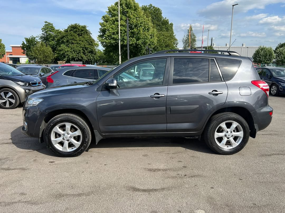 Toyota RAV4 XT-R (2011) – 2.2 D-4D Manual (150 PS)