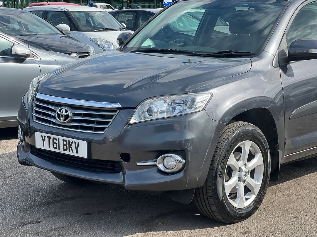 Toyota RAV4 XT-R (2011) – 2.2 D-4D Manual (150 PS)