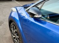 Toyota C-HR Dynamic Hybrid (2017)