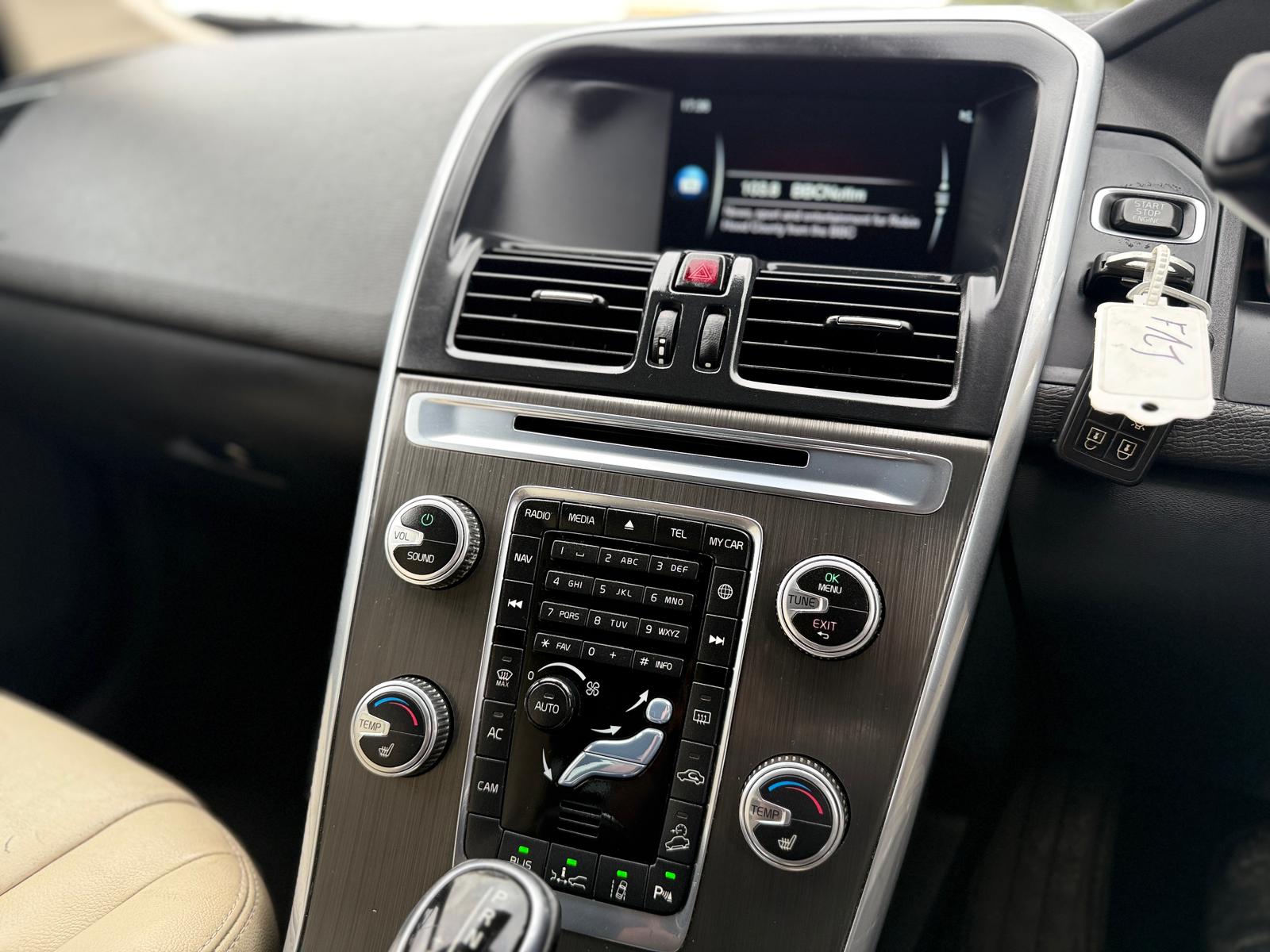 Volvo XC60 SE Lux Nav (2014)