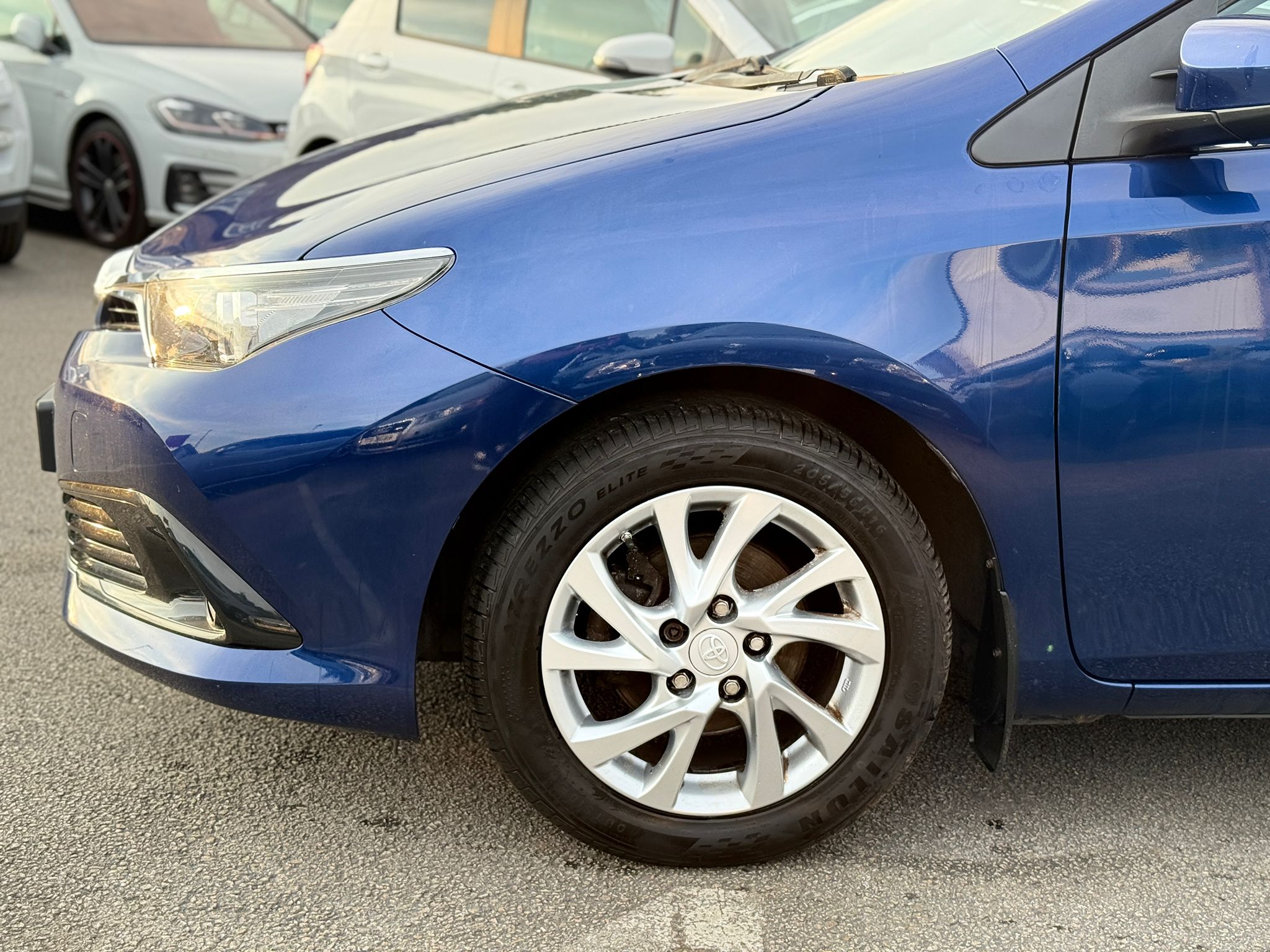 Toyota Auris Business Edition 1.2 VVT-i (2016)