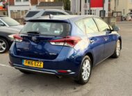 Toyota Auris Business Edition 1.2 VVT-i (2016)