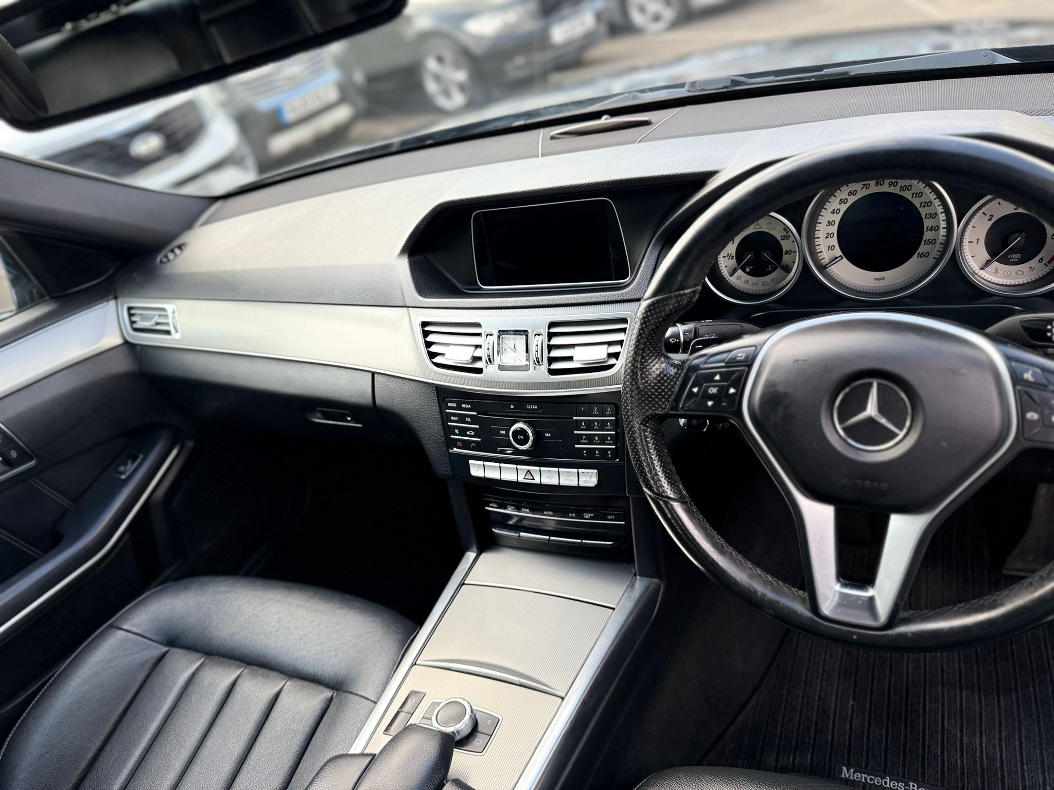 Mercedes-Benz E-Class SE (2015) – 2.1 E220 BlueTEC G-Tronic+ (177 PS)