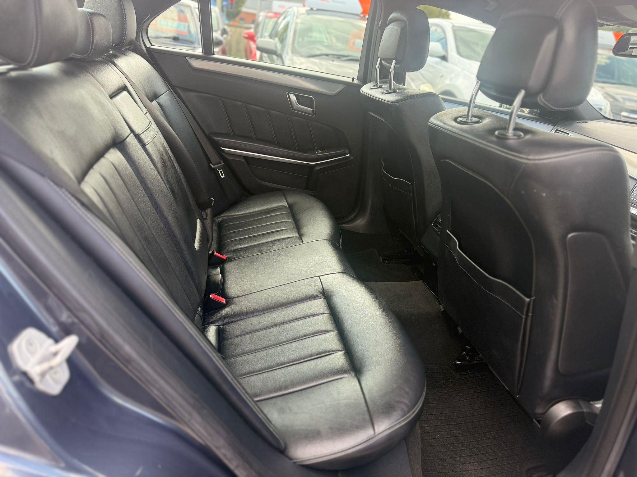 Mercedes-Benz E-Class SE (2015) – 2.1 E220 BlueTEC G-Tronic+ (177 PS)