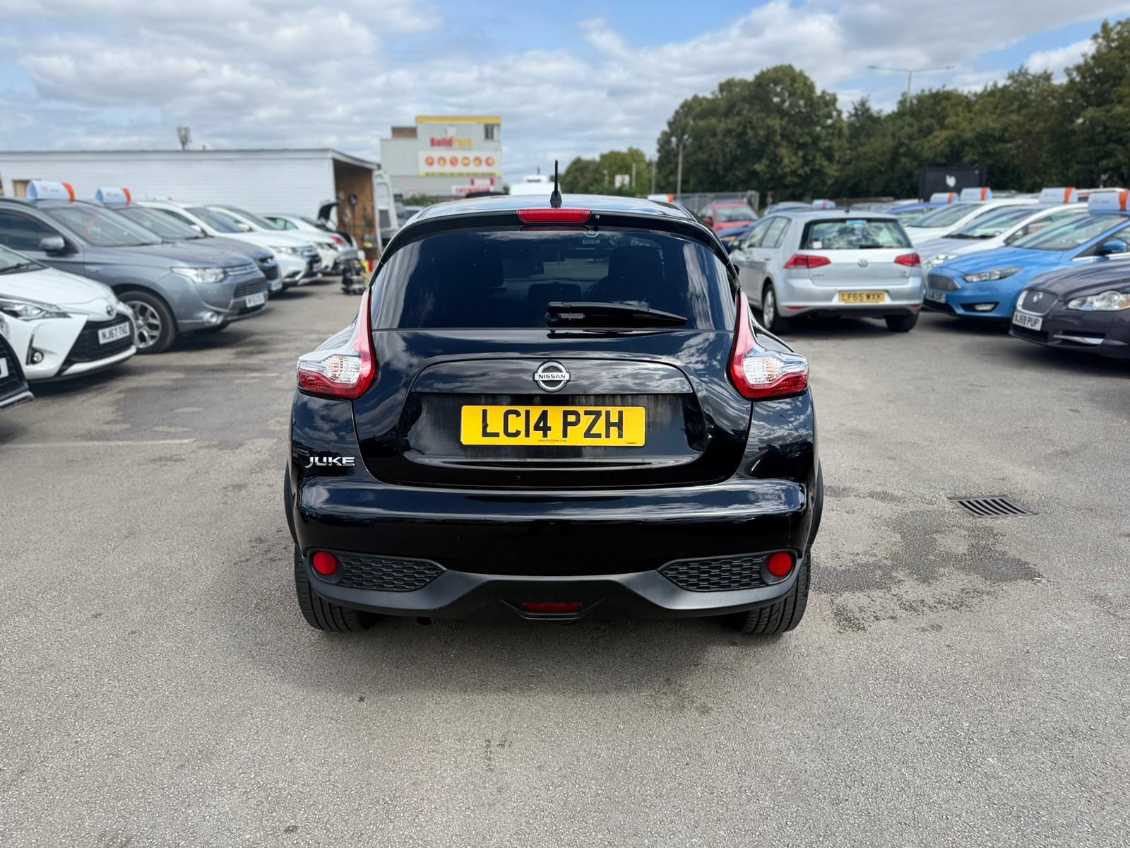 Nissan Juke Acenta (2014) – 1.6 Petrol XTRON Auto (117 PS)