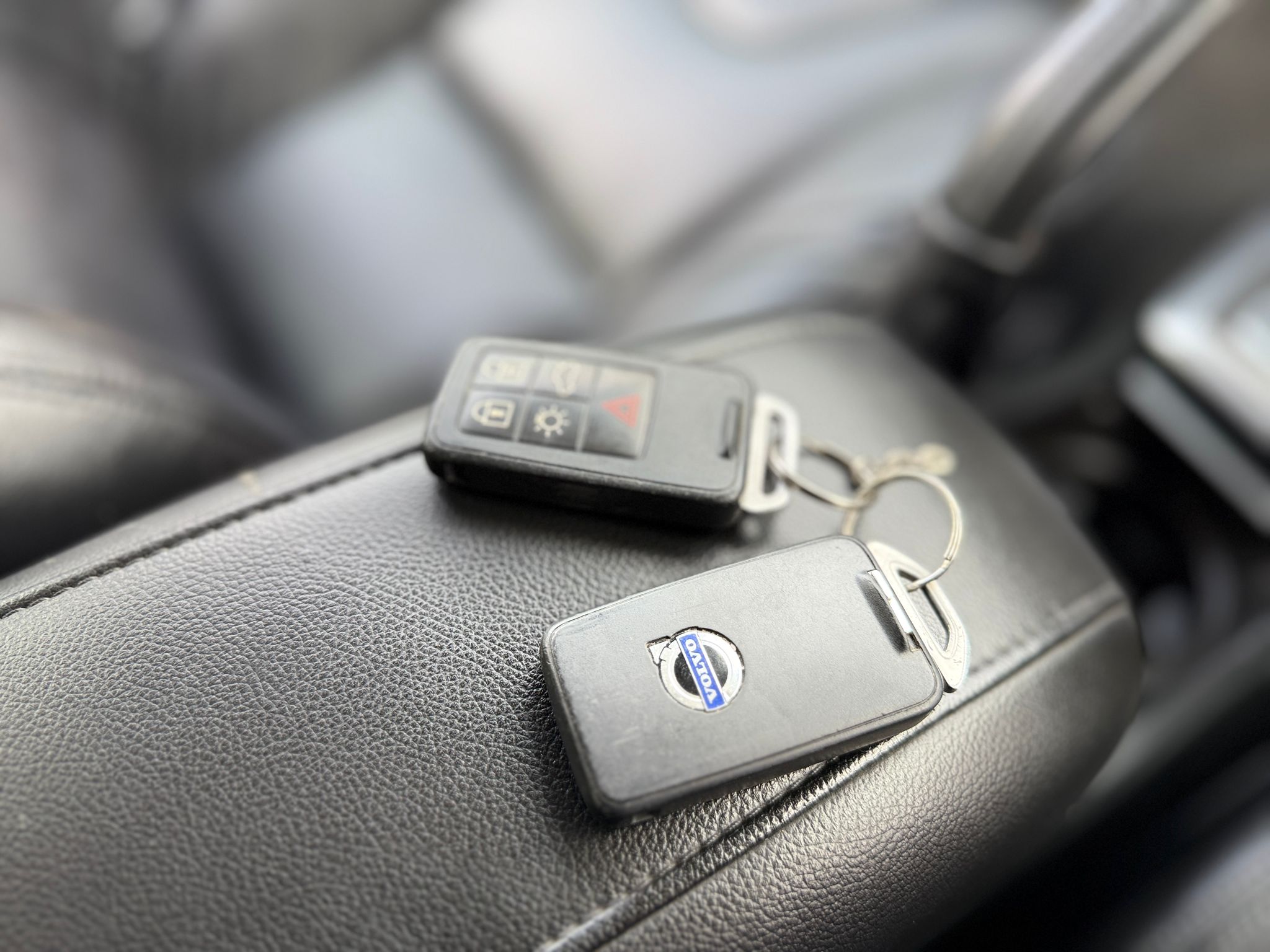 2014 Volvo V40 SE Lux – 1.6 D2 Diesel (115 PS) – 5dr Hatchback