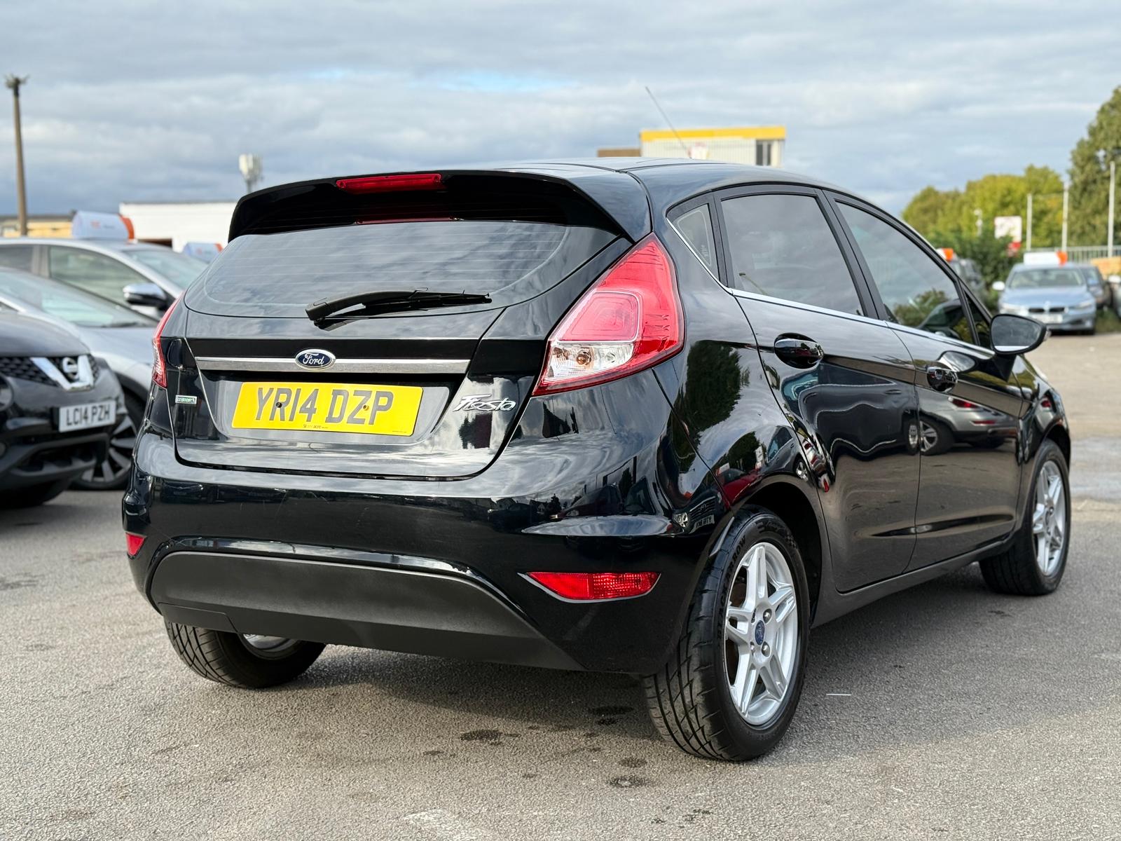 Ford Fiesta Zetec (2014)