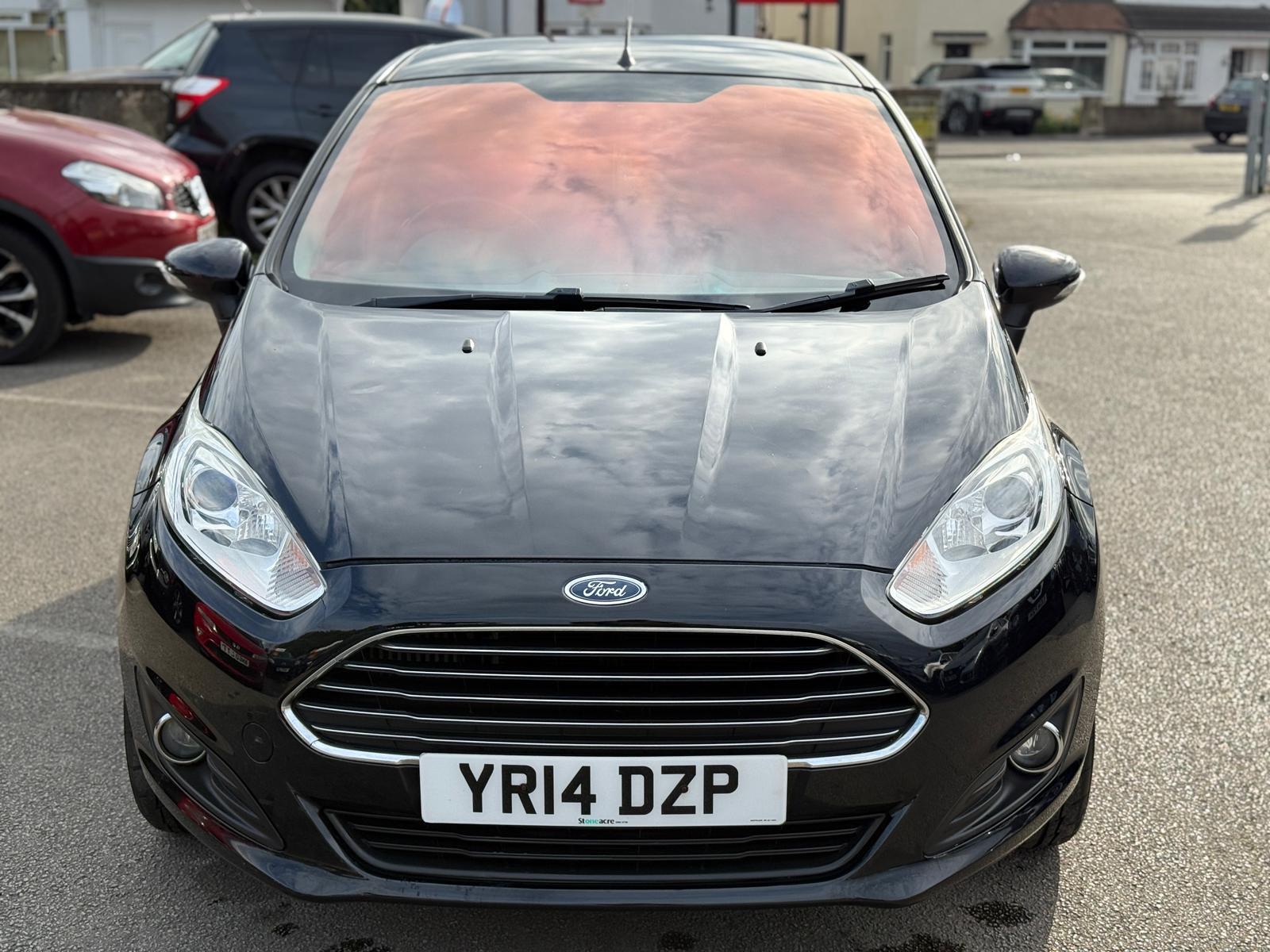Ford Fiesta Zetec (2014)