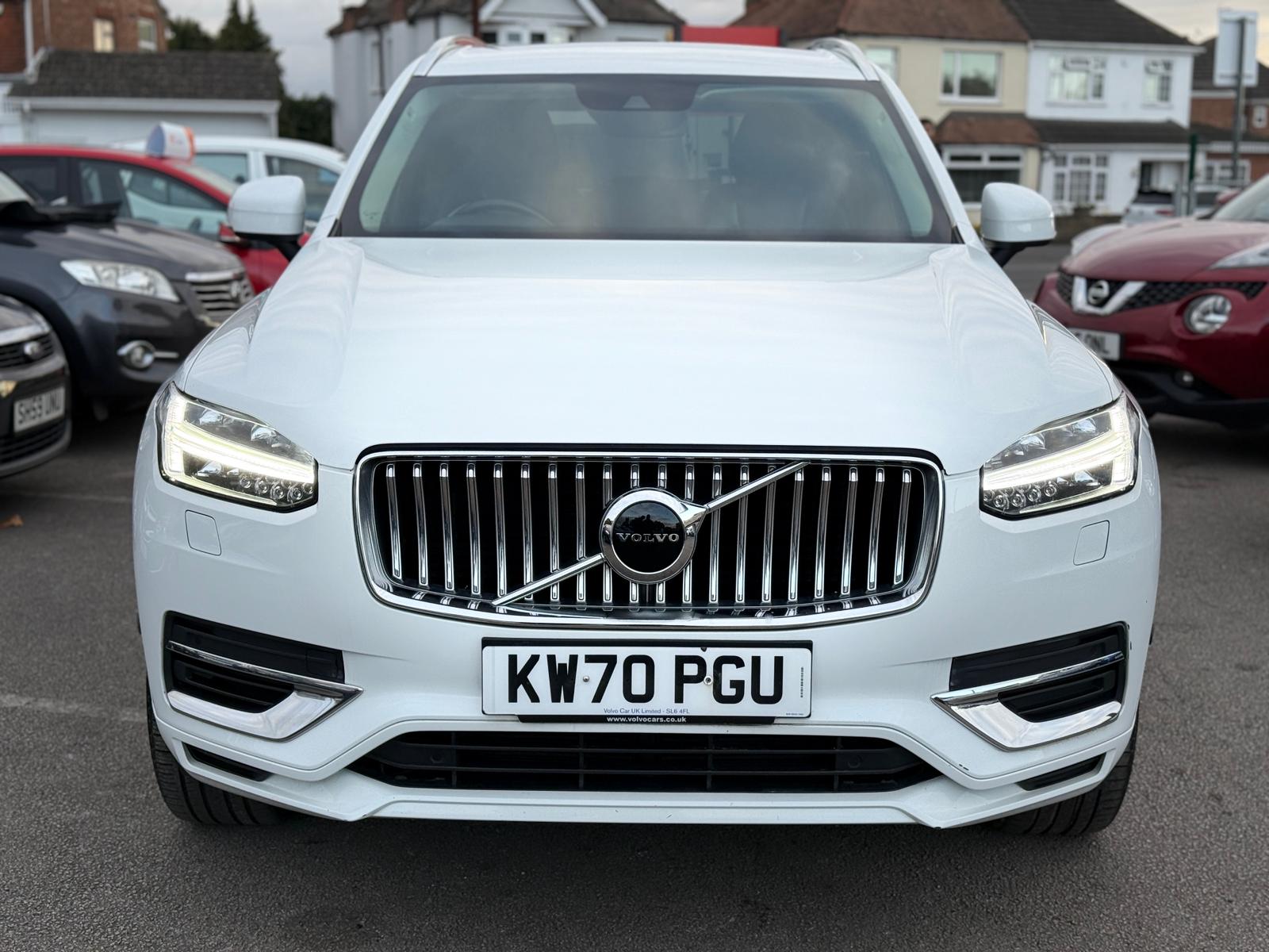 Volvo XC90 Momentum 2021