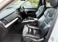 Volvo XC90 Momentum 2021