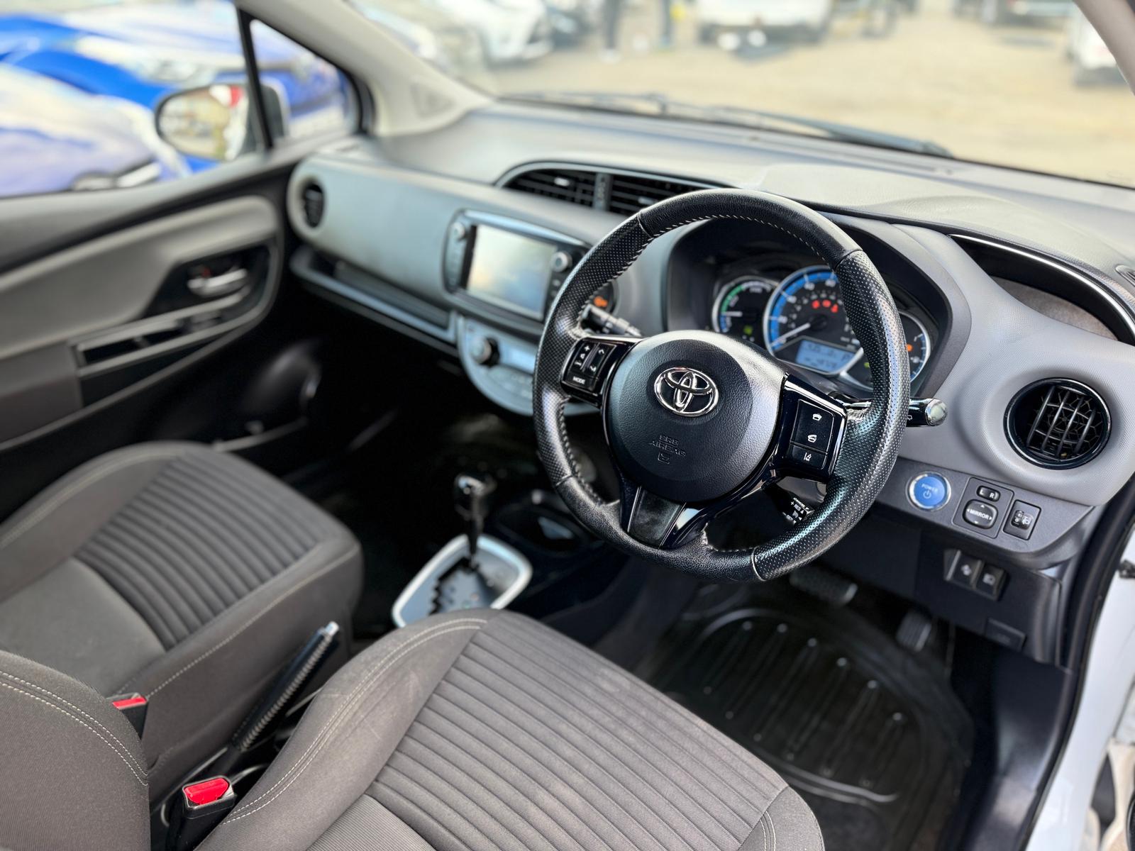 Toyota Yaris Design (2016)