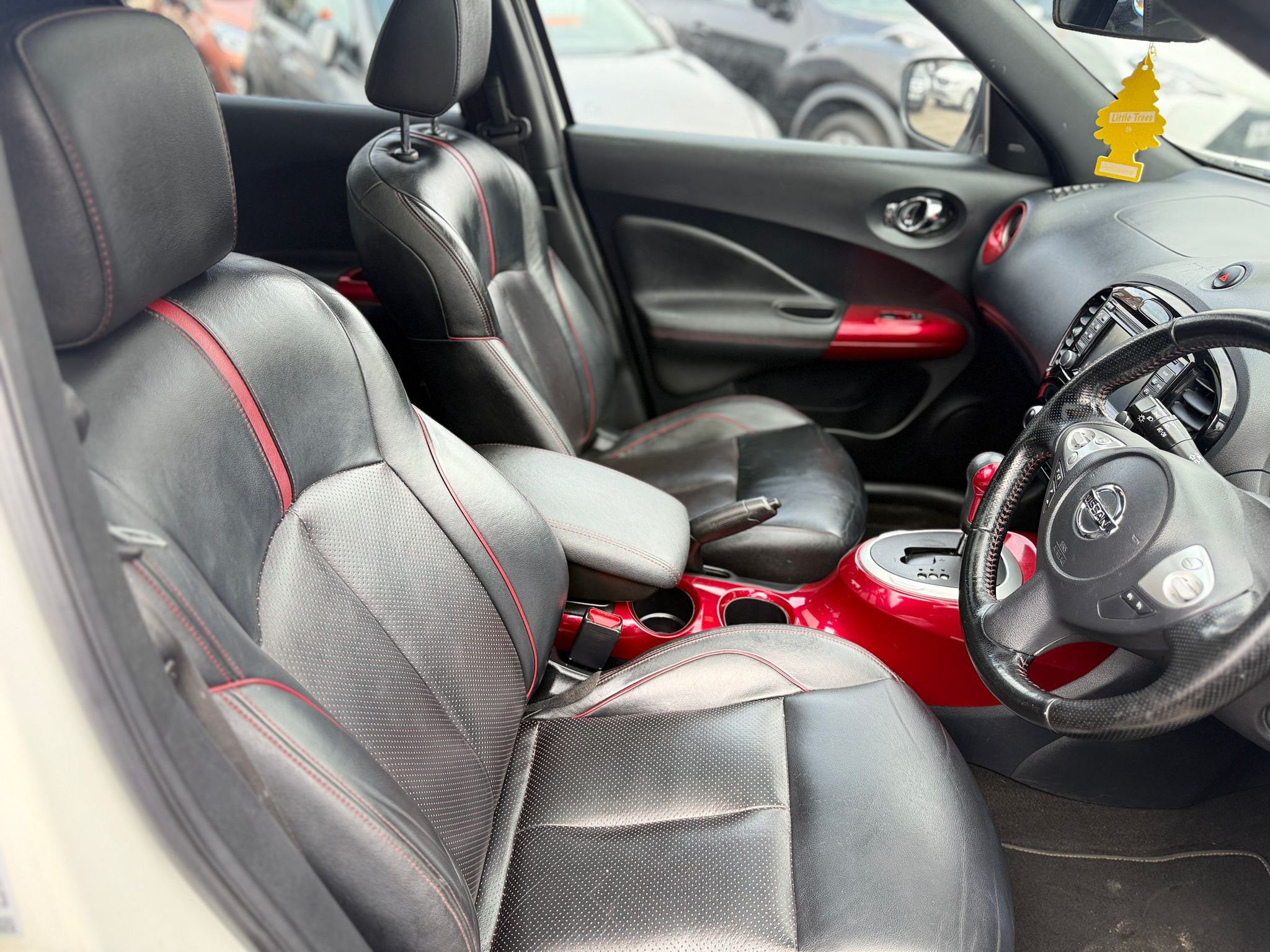 Nissan Juke Tekna (2014)