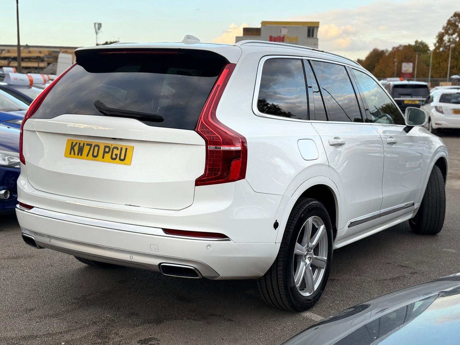 Volvo XC90 Momentum 2021
