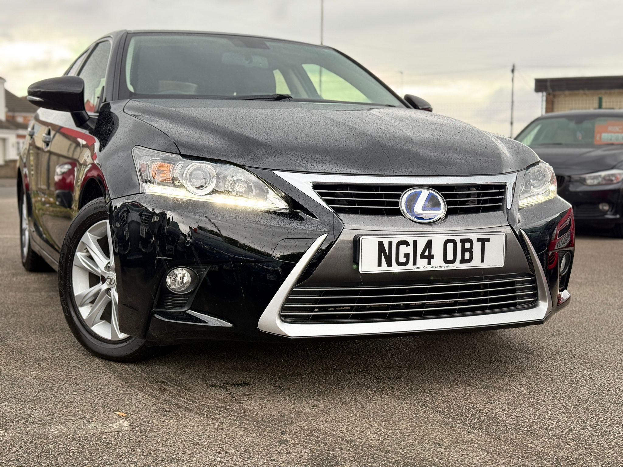 Lexus CT 200h Luxury (2014)