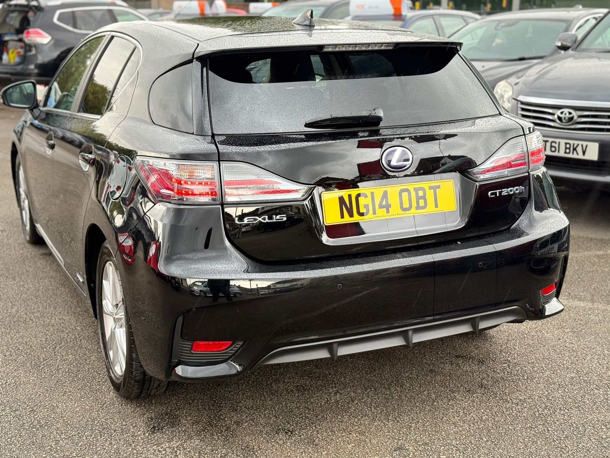 Lexus CT 200h Luxury (2014)