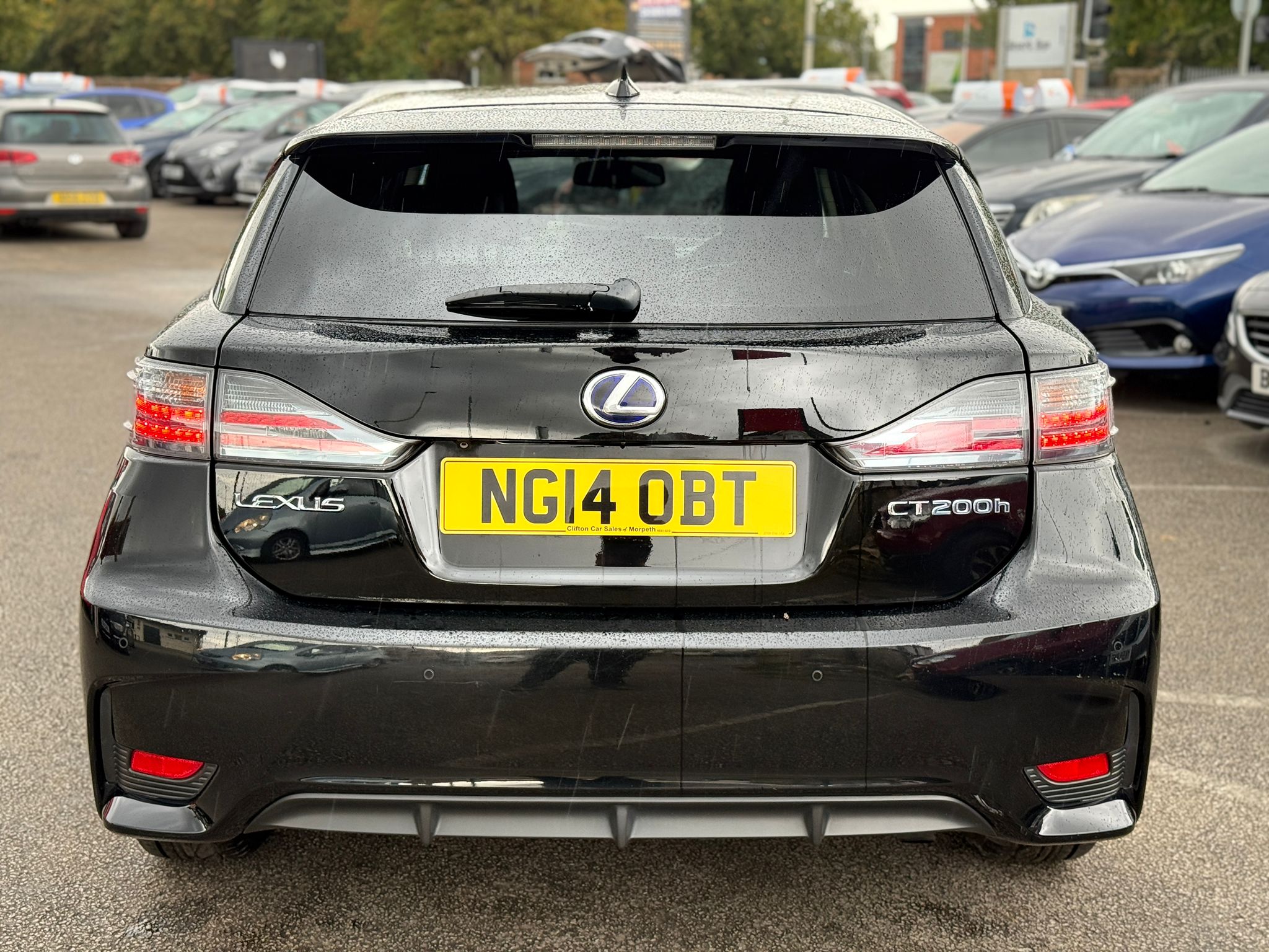 Lexus CT 200h Luxury (2014)