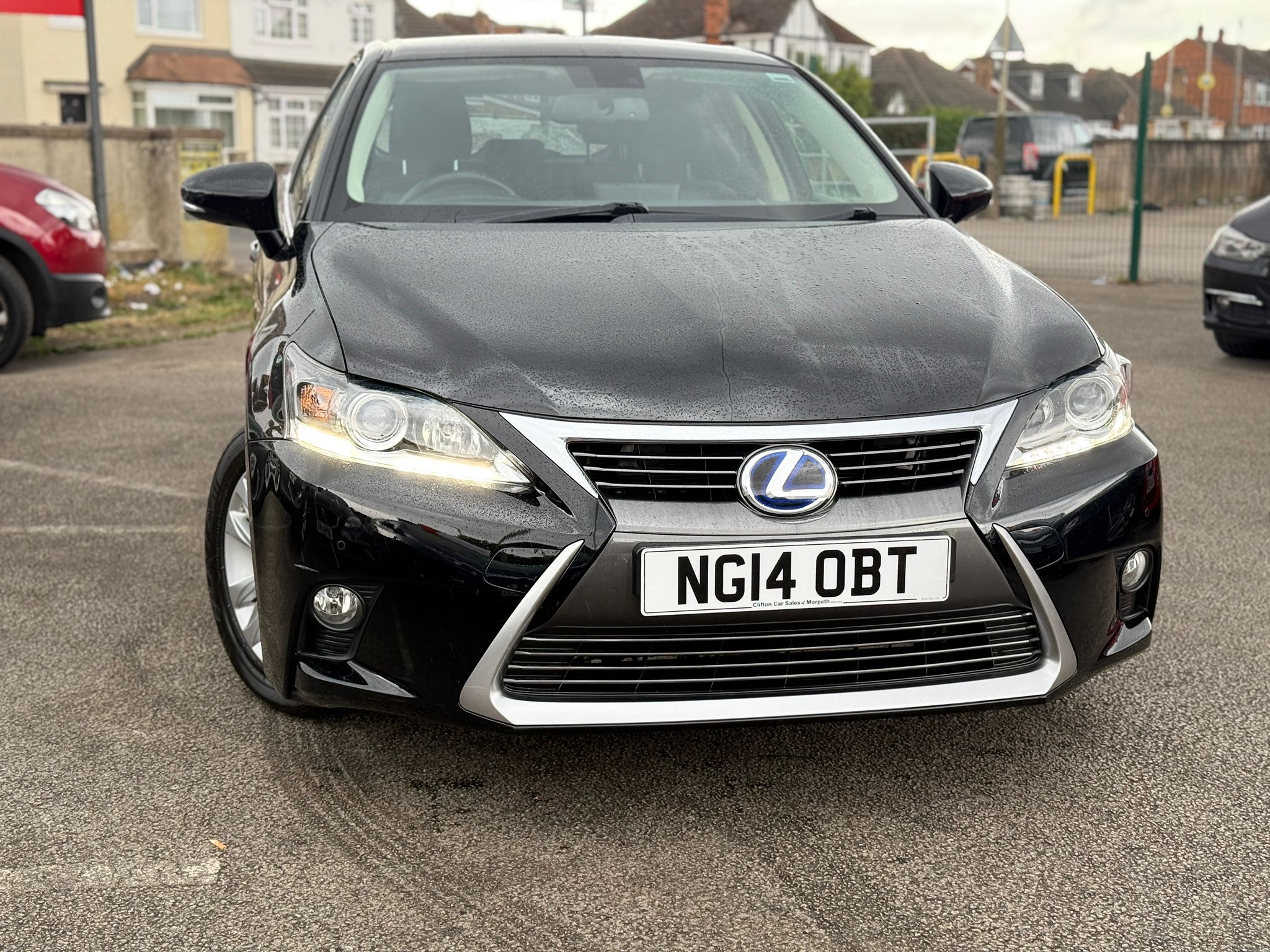 Lexus CT 200h Luxury (2014)