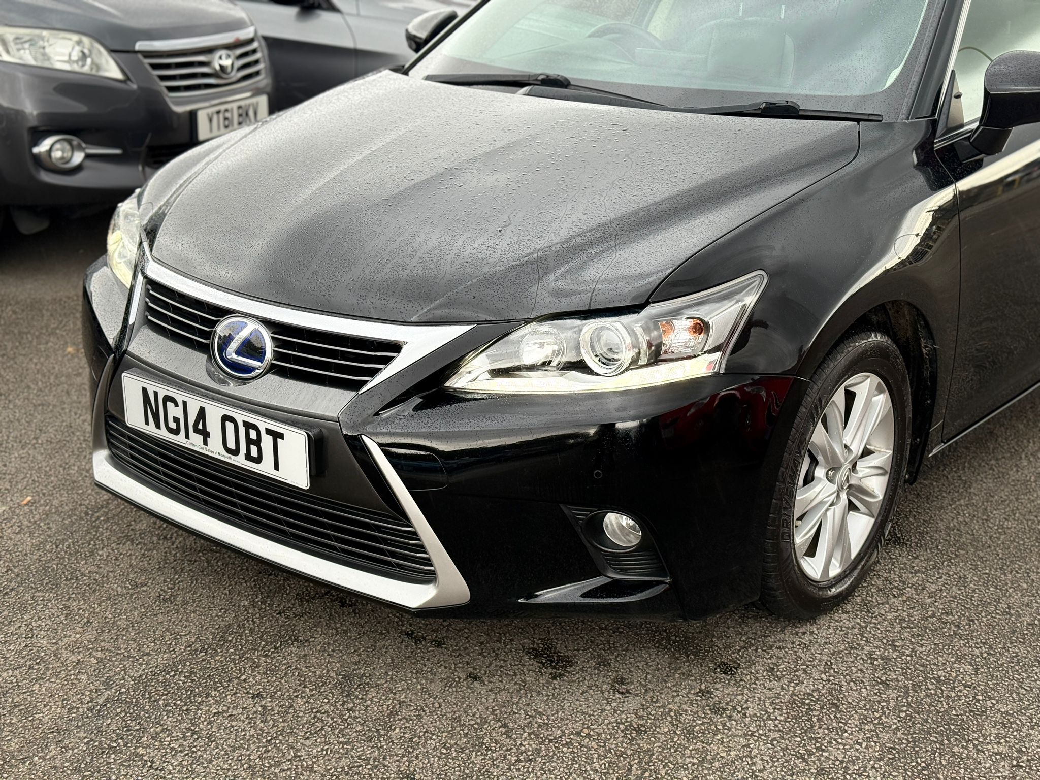 Lexus CT 200h Luxury (2014)