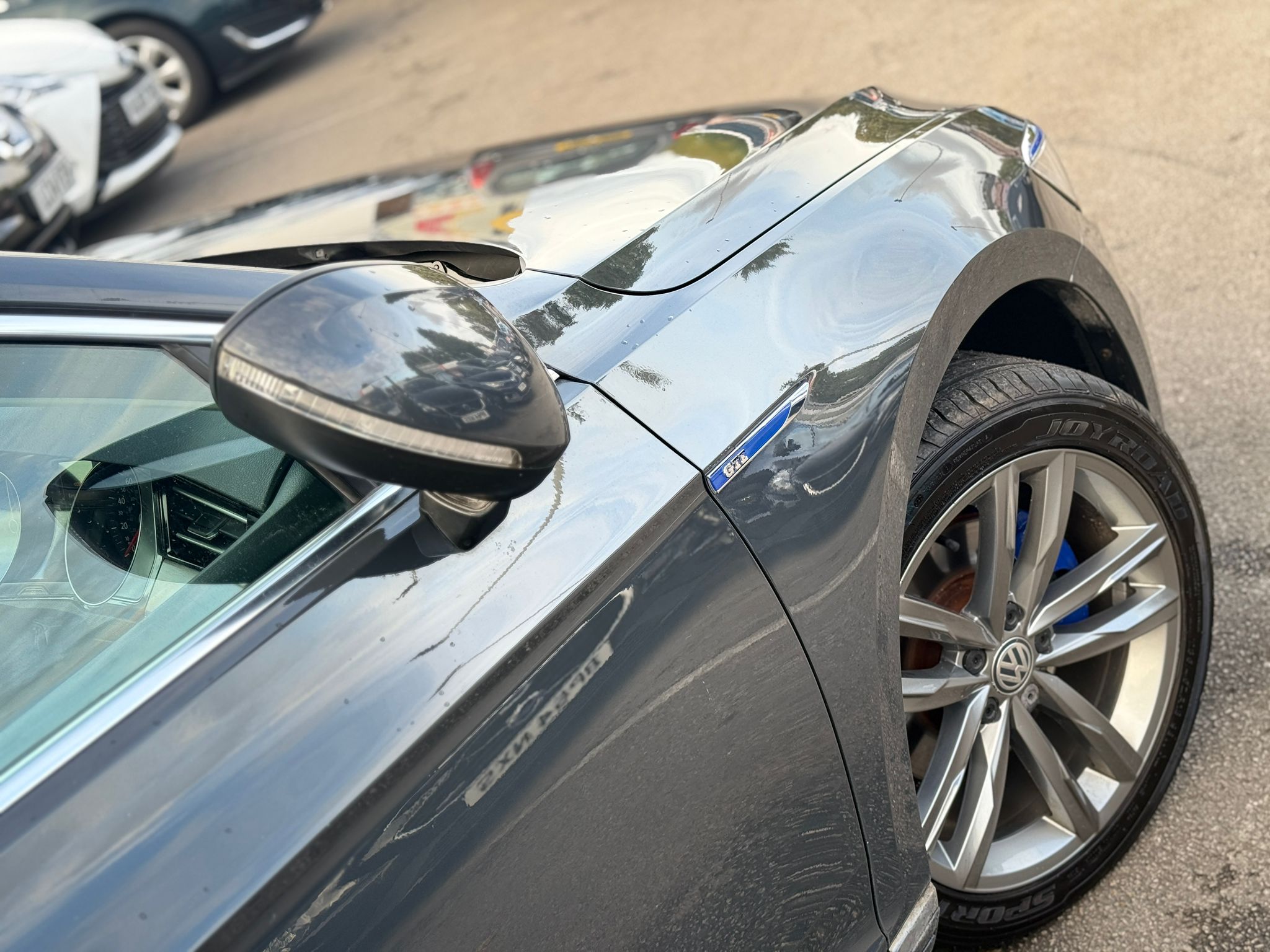 Volkswagen Passat GTE (2018)