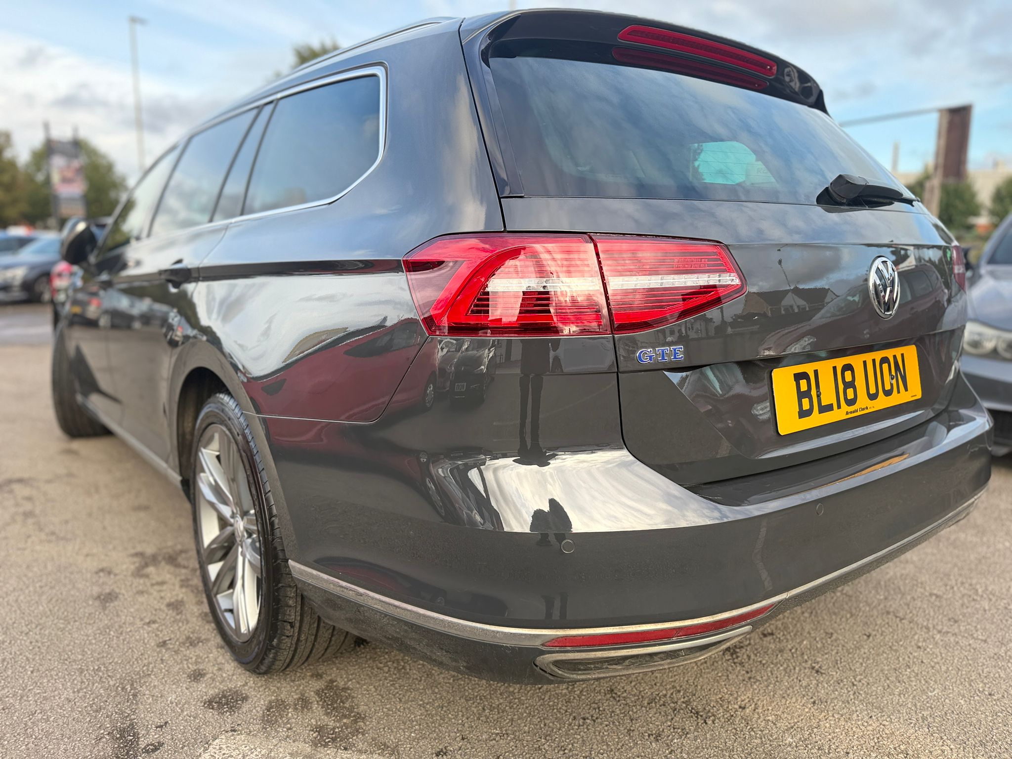 Volkswagen Passat GTE (2018)