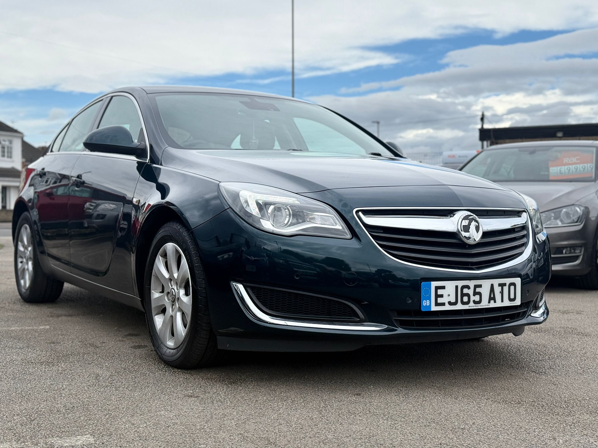Vauxhall Insignia Tech Line (2016)
