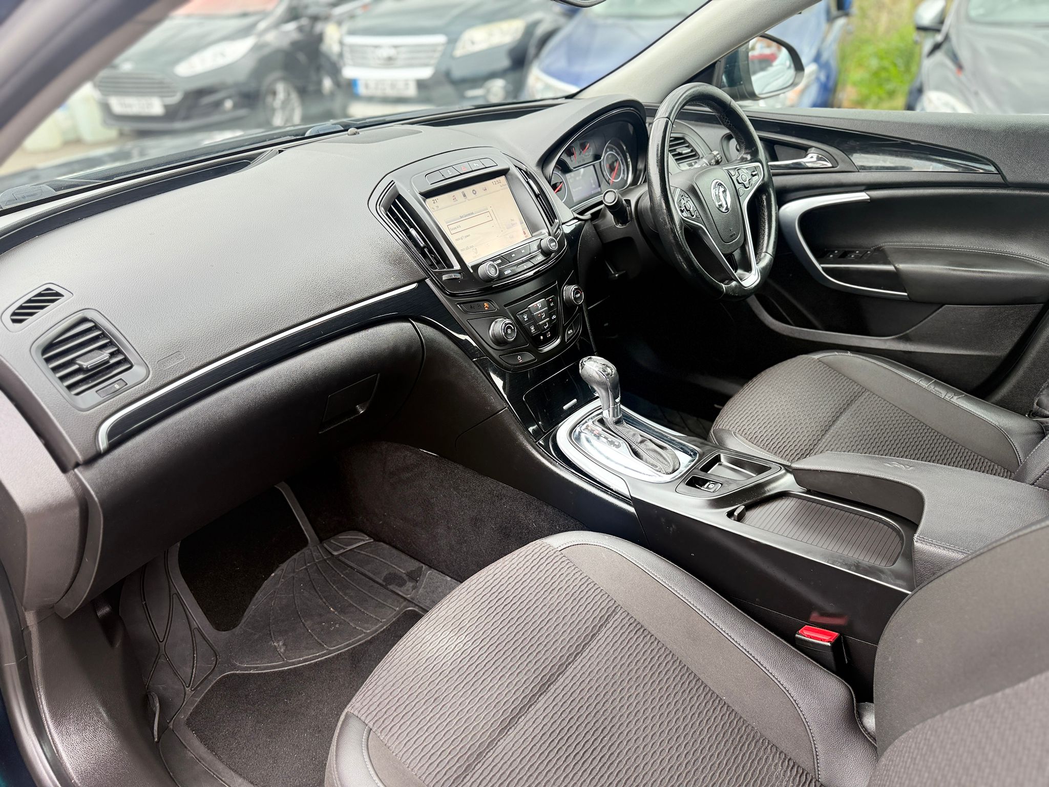 Vauxhall Insignia Tech Line (2016)