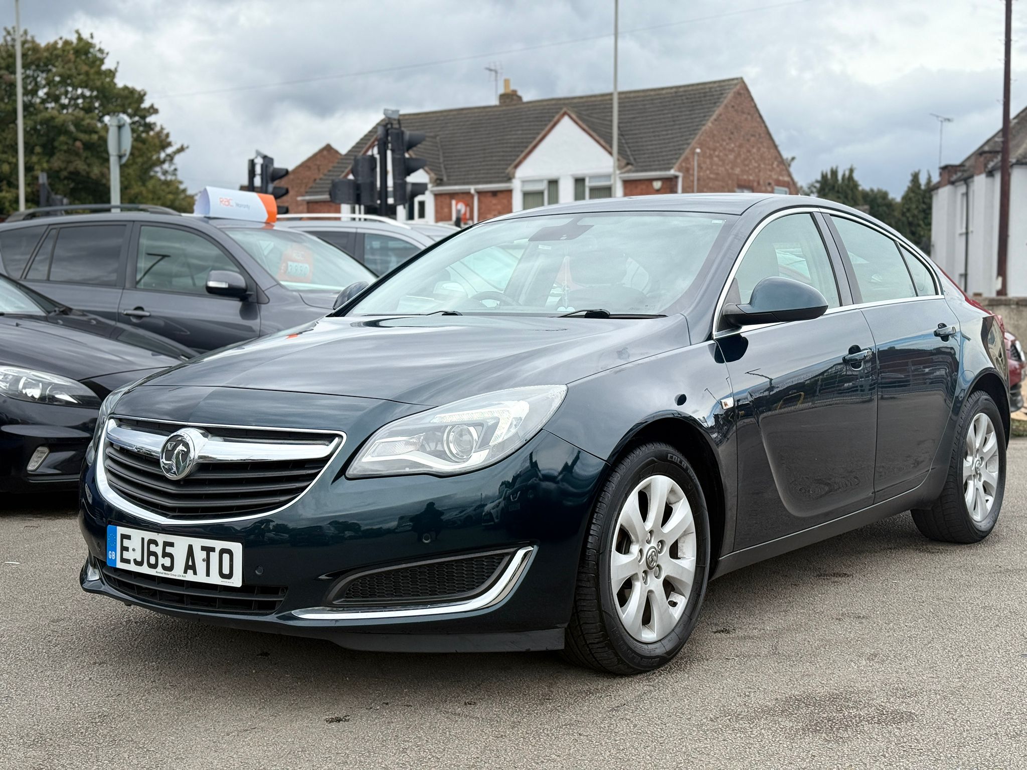 Vauxhall Insignia Tech Line (2016)