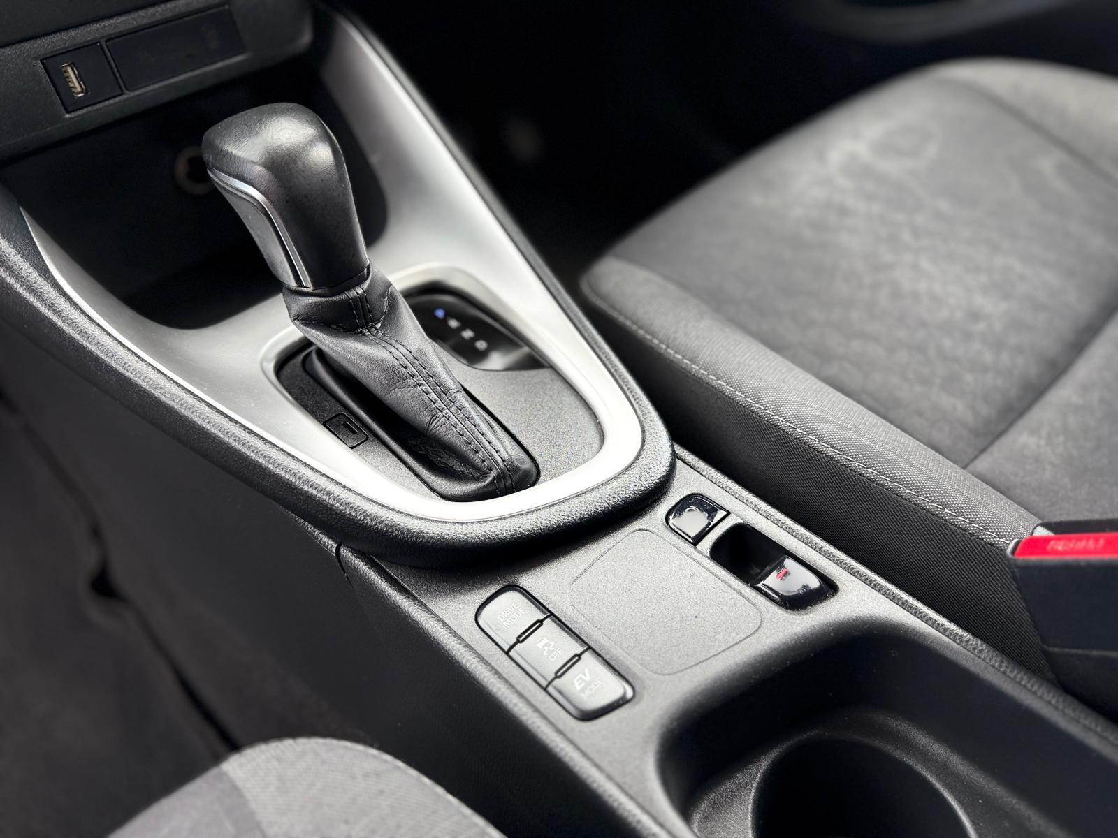 Toyota Yaris Design (2021)