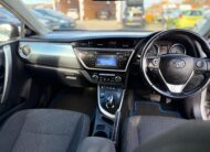 Toyota Auris Icon 2015 Automatic Hybrid