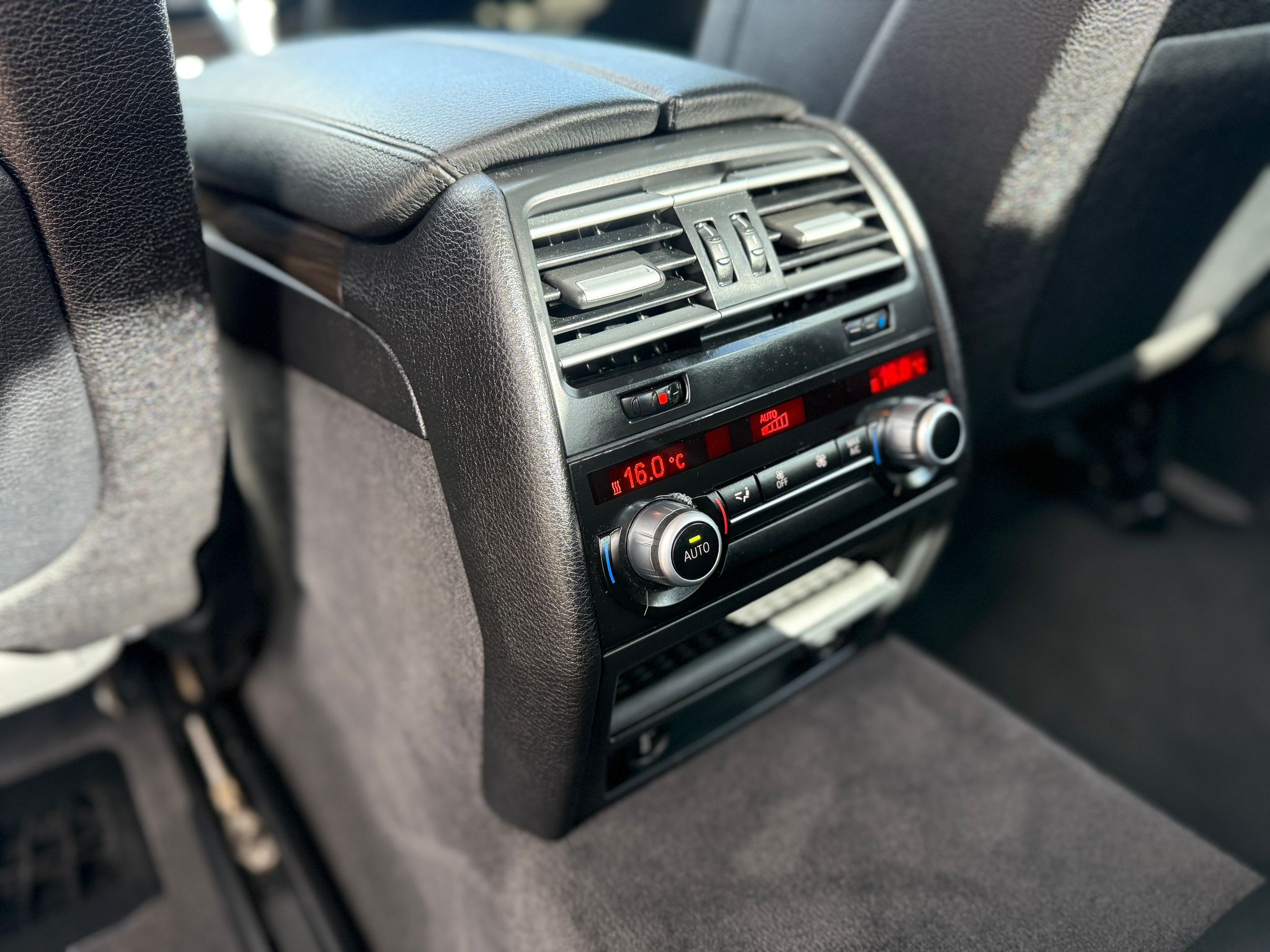 BMW 7 Series SE (2014)