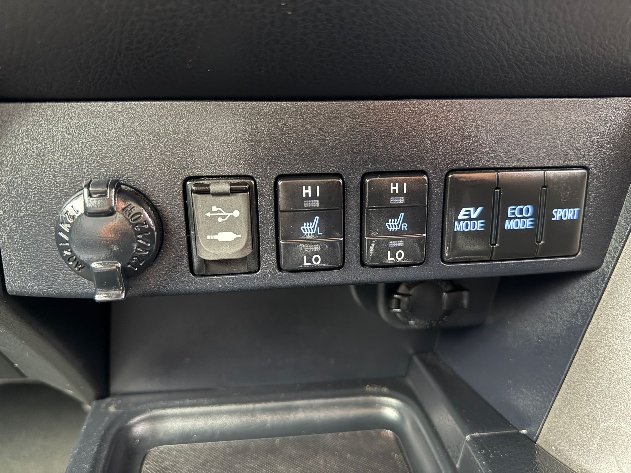 Toyota RAV4 Excel 2017