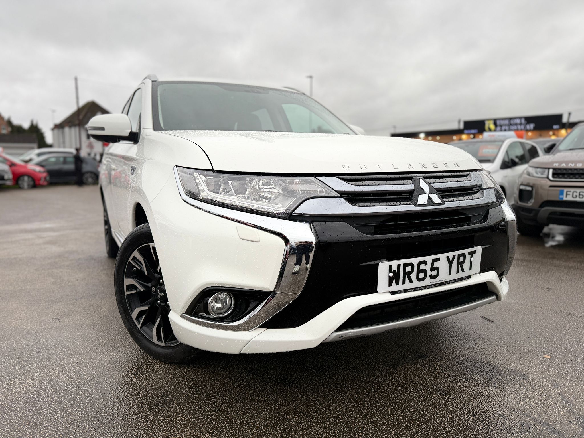 Mitsubishi Outlander GX4h (2015 Automatic