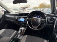 Toyota Auris Business Edition 2017 Hybrid Automatic