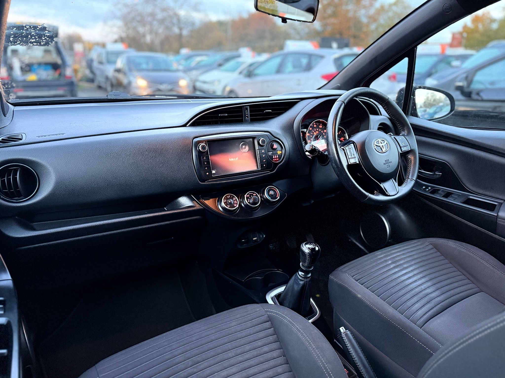 Toyota Yaris Design 2016