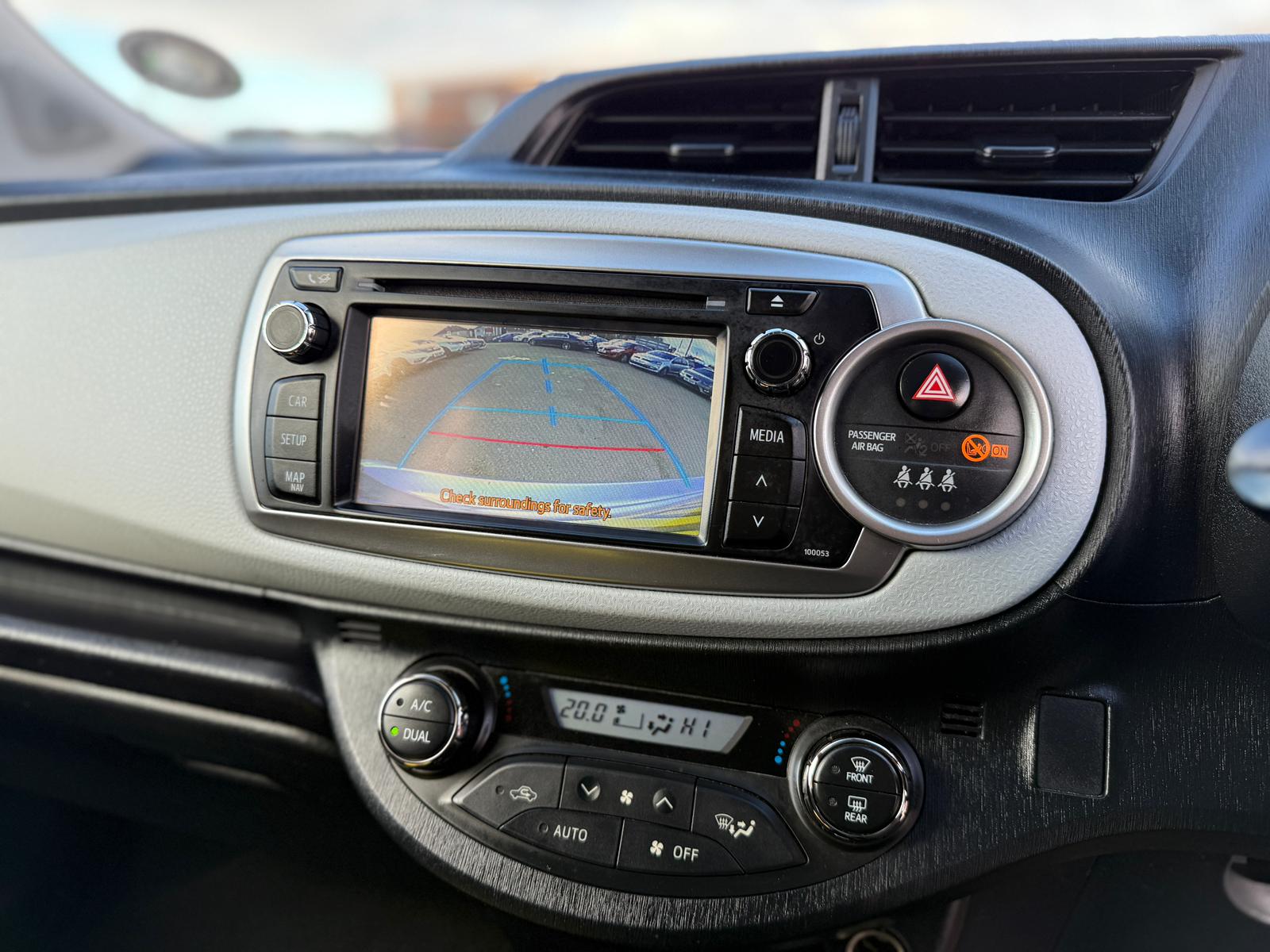 Toyota Yaris Icon Plus 2014 Automatic Hybrid