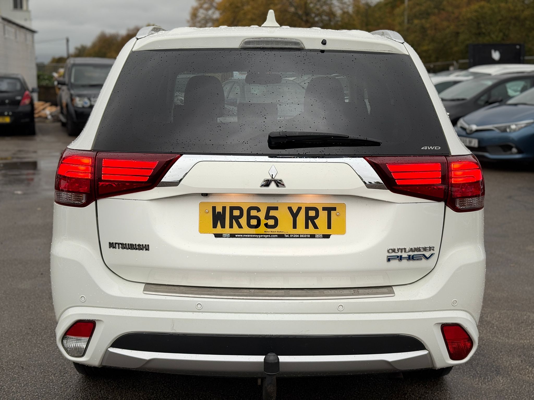 Mitsubishi Outlander GX4h (2015 Automatic